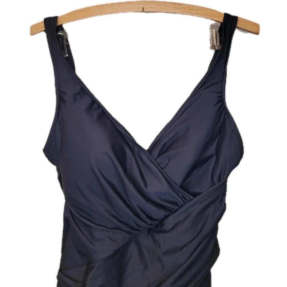 Miraclesuit Womens Black Crossover One Piece Swimsuit 16 Beach Vacation New - Picture 2 of 10